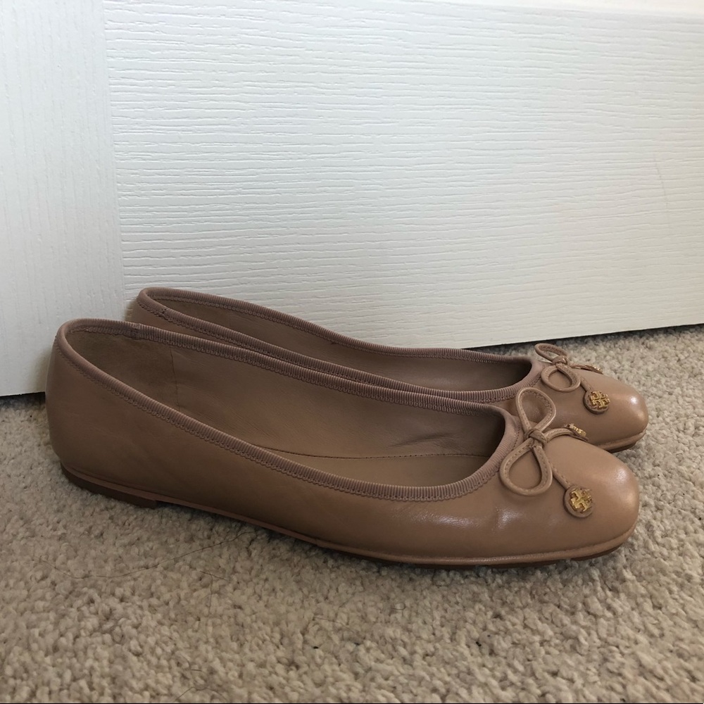 Used Tory Burch beige/tan/nude ballet flats
